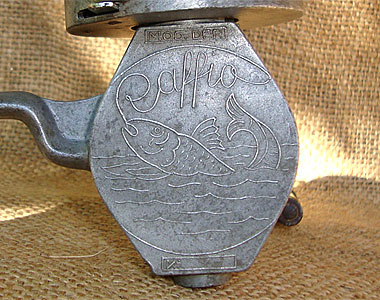 Raffio - antico mulinello italiano.